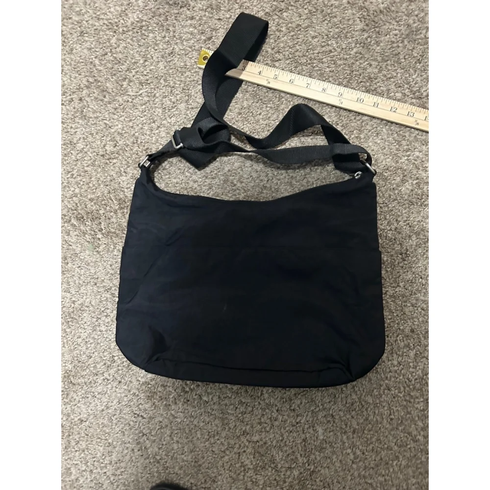 Women's Baggallini Black Crossbody Bag - Picture 3 of 3